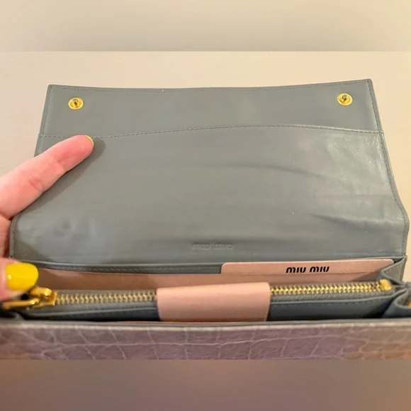 Miu Miu - Taupe Crocodile Embossed Wallet - Picture 9 of 9